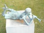 bronzen beeld van een meisje met trompet, uitverkocht!, Tuin en Terras, Ophalen of Verzenden, Nieuw, Overige materialen, Overige typen
