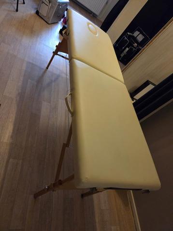 Draagbare behandeltafel beschikbaar voor biedingen