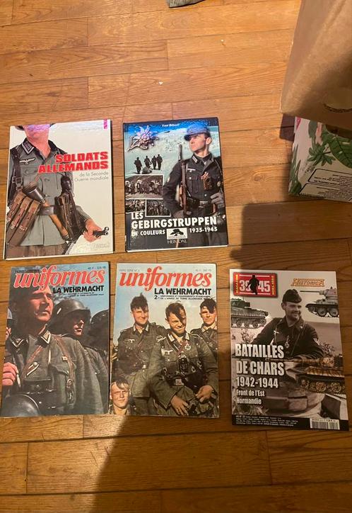 Boekenlot uit de Tweede Wereldoorlog, Verzamelen, Militaria | Tweede Wereldoorlog, Landmacht, Boek of Tijdschrift, Ophalen of Verzenden