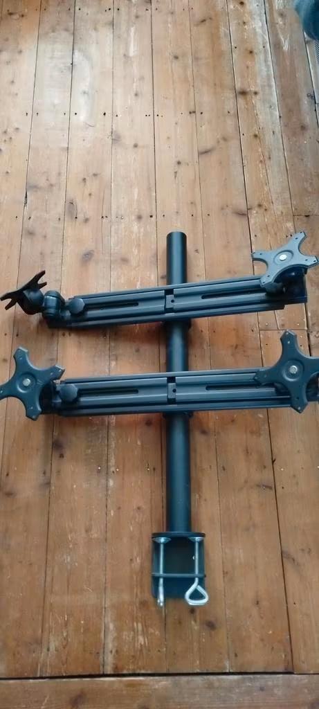 Monitor beugel voor 4 schermen., Computers en Software, Monitoren, Gebruikt, Ophalen