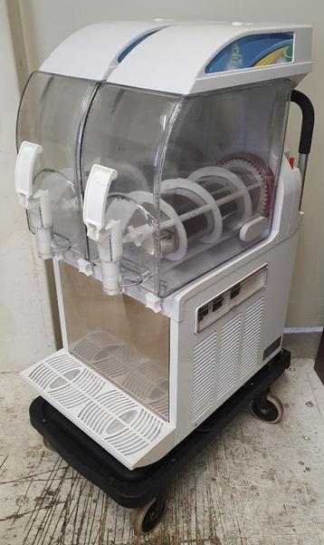 SPM I-PRO SLUSH SLUSHPUPPY SLUSHMACHINE IJSMACHINE (2x 12l) beschikbaar voor biedingen