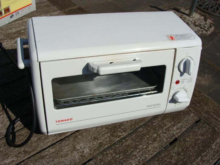 Oventje / Grill voor op reis of op de camping, Caravans en Kamperen, Kampeeraccessoires, Gebruikt, Ophalen of Verzenden