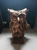 hibou mince en bois de teck, Enlèvement