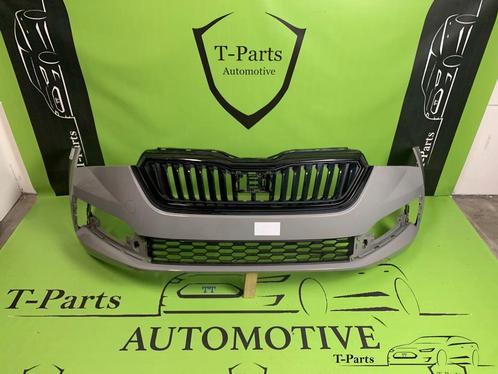 skoda scala voorbumper 657807217 bumper grille rooster 21+, Auto-onderdelen, Carrosserie, Bumper, Skoda, Gebruikt