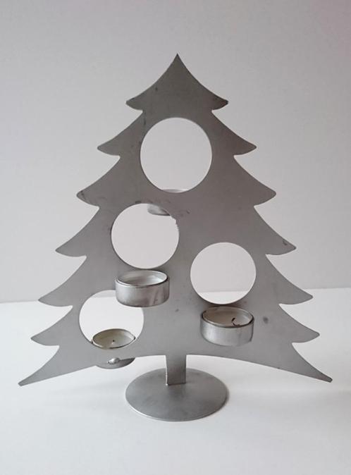 Kerstboom metaal theelichthouder zilverkleurig  /  H= 28 cm, Diversen, Kerst, Gebruikt, Ophalen of Verzenden