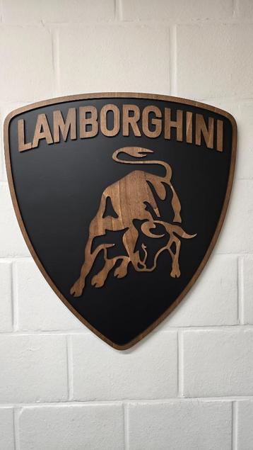 Lamborghini houten wanddecoratie 67x59cm beschikbaar voor biedingen