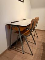 Kinder bureau / lessenaar, Huis en Inrichting, Ophalen, Gebruikt, Bureau