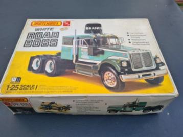 Modelbouwdoos Matchbox  White Road Boss beschikbaar voor biedingen