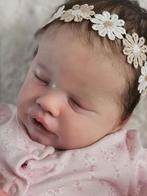 Reborn baby Primrose asleep, Verzamelen, Poppen, Ophalen of Verzenden, Nieuw, Babypop, Levensecht of Reborn