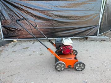 Verticuteer Machine Eliet E401 beschikbaar voor biedingen