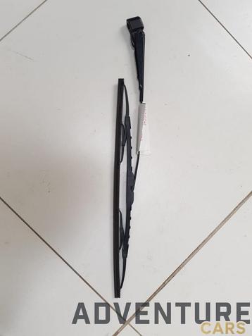 RUITENWISSER ARM INCLUSIEF SPROEIER ACHTERAAN  beschikbaar voor biedingen
