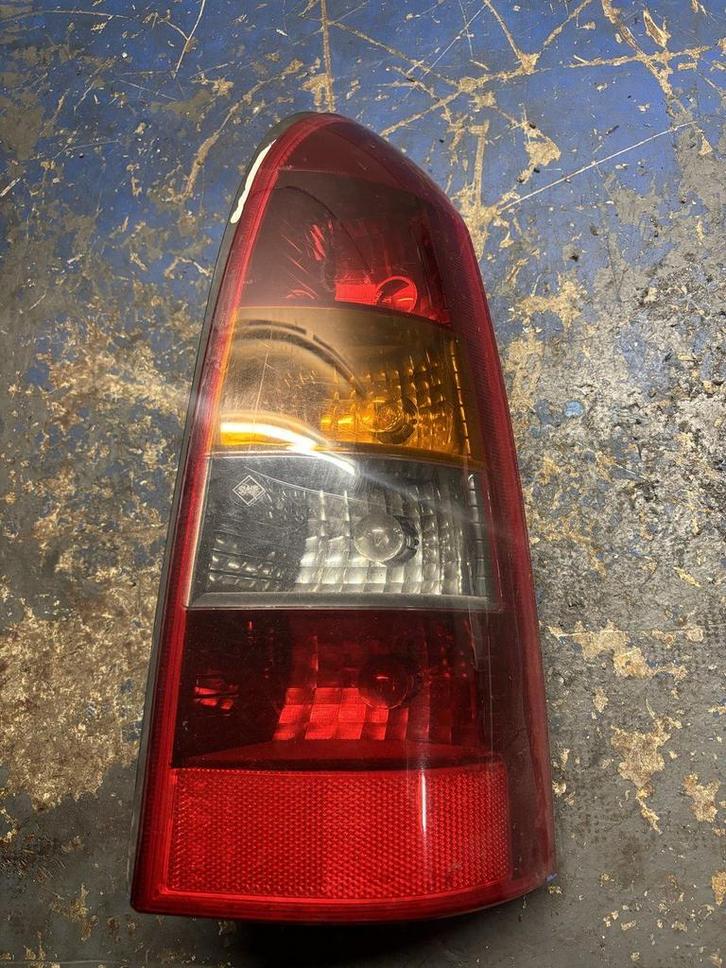Opel Astra G Caravan (F35) Achterlicht Rechts 393032, Auto-onderdelen, Verlichting, Opel, Gebruikt, Ophalen of Verzenden