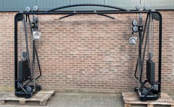 Cable crossover + 2x-140kg gewichten! Nieuw! €1900 excl. BTW beschikbaar voor biedingen