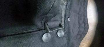 Pantalon moto beschikbaar voor biedingen