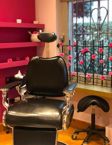 Barberstoel, Ophalen, Zwart, Leer, Zo goed als nieuw