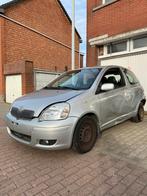 Toyota Yaris linea Export, Auto's, 1299 cc, 5 zetels, Zilver of Grijs, Stadsauto