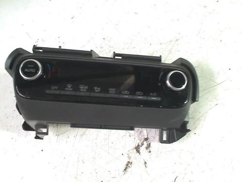 BEDIENINGSPANEEL AIRCO Toyota Yaris IV (P21 / PA1 / PH1), Auto-onderdelen, Dashboard en Schakelaars, Toyota, Gebruikt