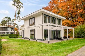Luxe 4-persoonsvilla met sauna & jacuzzi beschikbaar voor biedingen