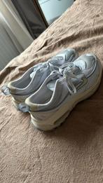 Witte airmax nike, Kleding | Dames, Schoenen, Wit, Nike, Ophalen of Verzenden, Zo goed als nieuw