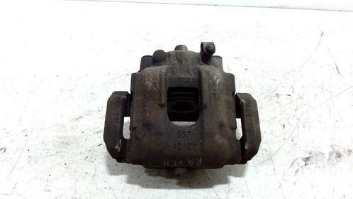 REMKLAUW RECHTS ACHTER BMW X3 (E83) (09-2003/08-2011), Auto-onderdelen, Remmen en Aandrijving, BMW, Gebruikt