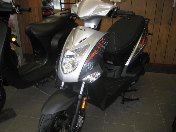 Kymco Agility 4T a 1.799€ 25 kmh en stock !!!!!!, Fietsen en Brommers, Scooters | Kymco, Nieuw, Agility, Klasse A (25 km/u), Benzine