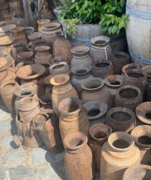 90 authentieke oude Nepalese houten kruiken, Huis en Inrichting, Woonaccessoires | Vazen, Gebruikt, Overige kleuren, Overige materialen