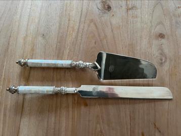 Towel Silversmiths antiek taartbestek beschikbaar voor biedingen