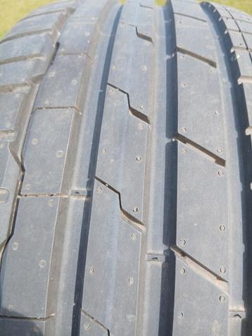 Hankook band nieuw beschikbaar voor biedingen