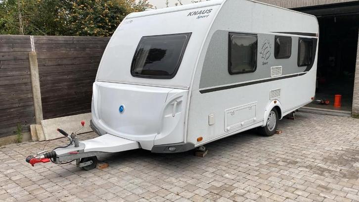 Knaus 450FU Sport in zeer nette staat bijna als nieuw, Caravans en Kamperen, Caravans, Particulier, tot en met 4, 1000 - 1250 kg