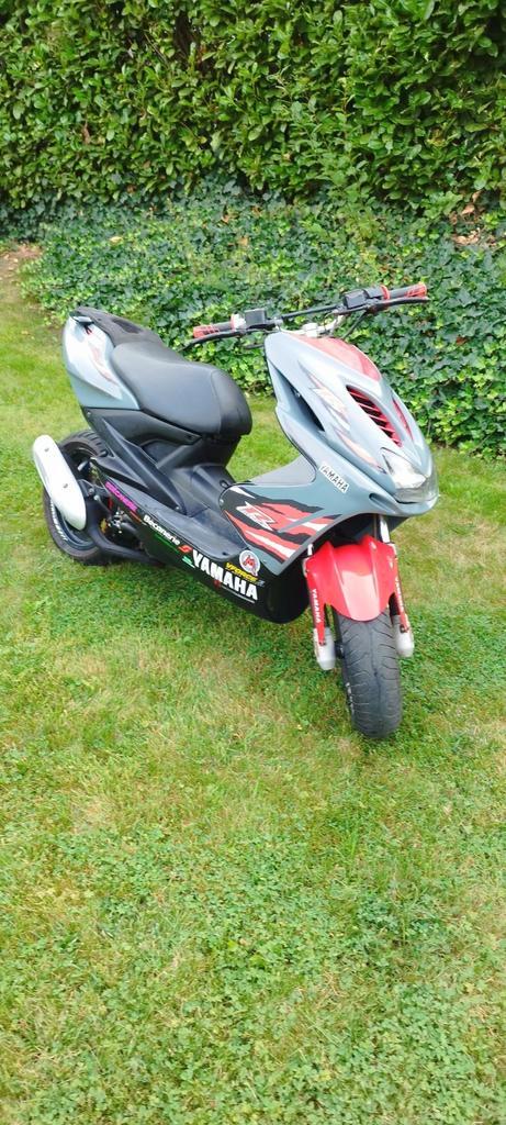 Yamaha Aerox classe A 25km/ h, Fietsen en Brommers, Scooters | Yamaha, Zo goed als nieuw, Aerox, Ophalen