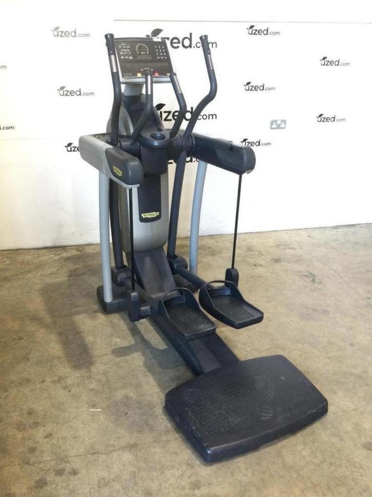 Technogym Vario Excite 500 Auto-alimenté – LED, Sport en Fitness, Fitnessmaterialen, Gebruikt, Armen, Benen, Buik, Ophalen of Verzenden