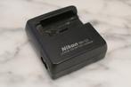 Chargeur de batterie Nikon MH-53 pour Coolpix, TV, Hi-fi & Vidéo, Chargeurs, Utilisé, Enlèvement ou Envoi