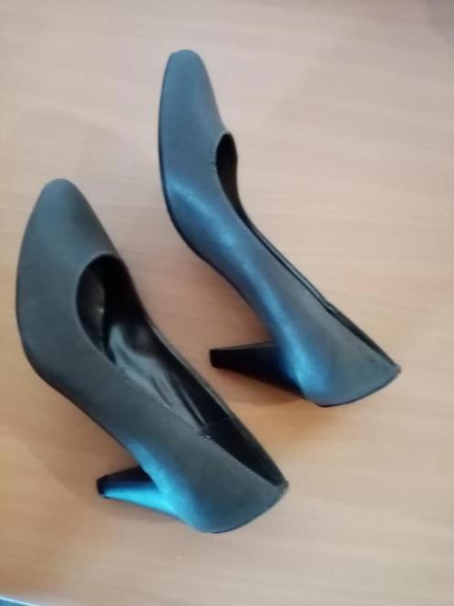 Trend One : nieuw grijs pumps hakschoenen anti-slipzool , 39, Kleding | Dames, Schoenen, Nieuw, Pumps, Grijs, Ophalen of Verzenden