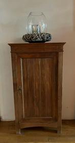 Oude grenen kledingkast, Antiek en Kunst, Ophalen