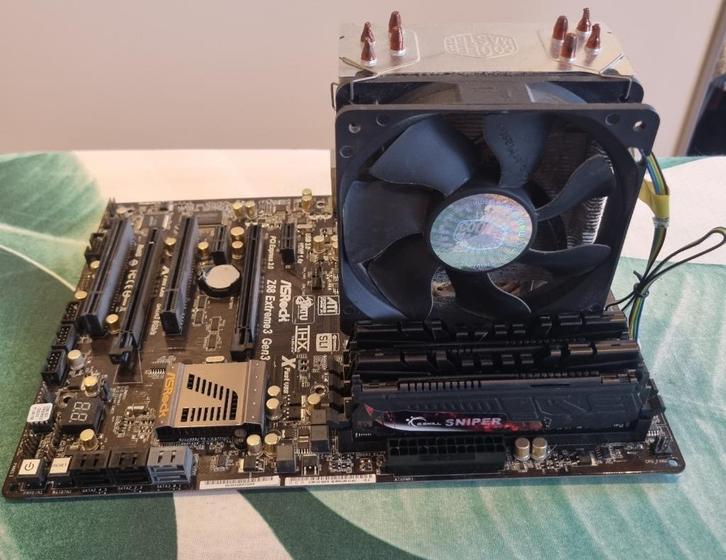 Moederbord + CPU + RAM, Computers en Software, Moederborden, Gebruikt, Intel, DDR3, Ophalen of Verzenden