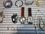 Set kostuumjuwelen en 3 horloges dus 2 nieuw, Handtassen en Accessoires, Horloges | Dames, Overige merken, Overige materialen