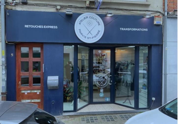 Rez de chaussée commercial ( mur uniquement ), Immo, Maisons à vendre, Bruxelles, Rez-de-chaussée