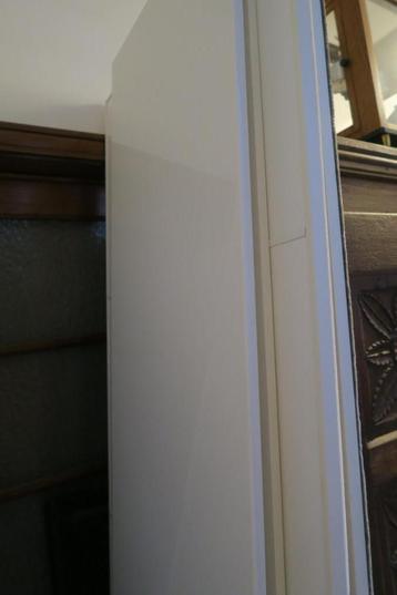 Porte 50x230 (avec charnières) pour armoire Pax disponible aux enchères