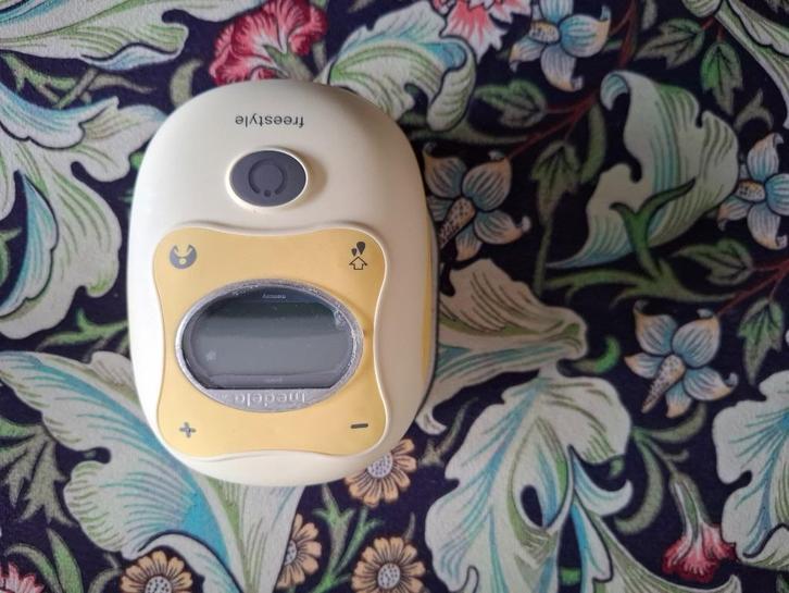 Medela Freestyle, Kinderen en Baby's, Babyvoeding en Toebehoren, Zo goed als nieuw, Borstkolf, Ophalen of Verzenden