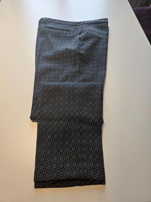 Diverse Dames Lange Broeken  - Mt 40-42, Kleding | Dames, Broeken en Pantalons, Gedragen, Ophalen of Verzenden
