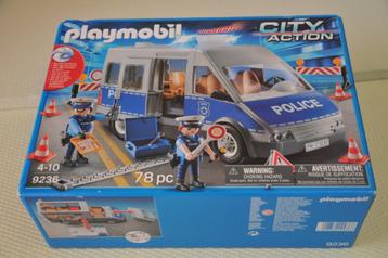 Playmobil 9236 Politie interventiewagen met wegversperring