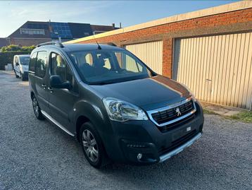Peugeot partner tepe 1.2 benzine,Bj 2017,Euro 6,Airco,5 Zit beschikbaar voor biedingen