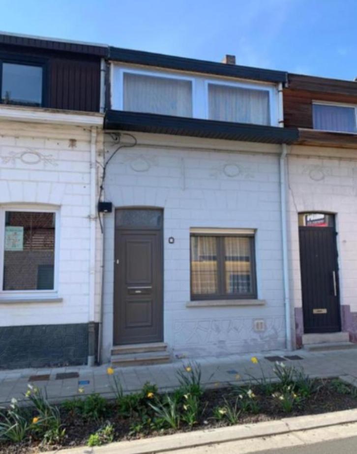 HUIS TE KOOP IN DENDERLEEUW 140.000€  tel 053 66 64 74, Immo, Huizen en Appartementen te koop, Provincie Oost-Vlaanderen, tot 200 m²