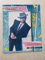 Livre-programme d'Elton John en Europe 1982, Enlèvement ou Envoi