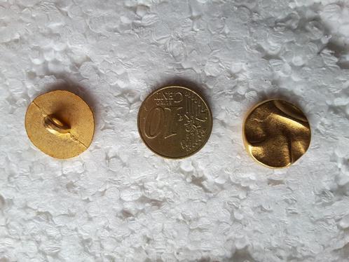 18 mm gouden knopen met gekreukt patroon, schacht B188D, Hobby en Vrije tijd, Naaien en Fournituren, Nieuw, Knoop of Knopen, Ophalen of Verzenden