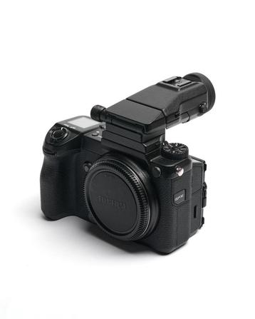 Adaptateur d'inclinaison Fujifilm GFX 50S + EVF, Enlèvement ou Envoi, Comme neuf, 50 Mégapixel, Fuji
