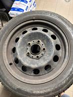 Set winterbanden op stalen velg (BMW 1 serie), Auto-onderdelen, Banden en Velgen, Ophalen, Gebruikt, Winterbanden
