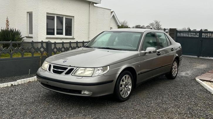 Saab 9-5 2.0 benzine 2004, Auto's, Saab, Particulier, Saab 9-5, Benzine, Berline, 5 deurs, Handgeschakeld, Zilver of Grijs, Grijs