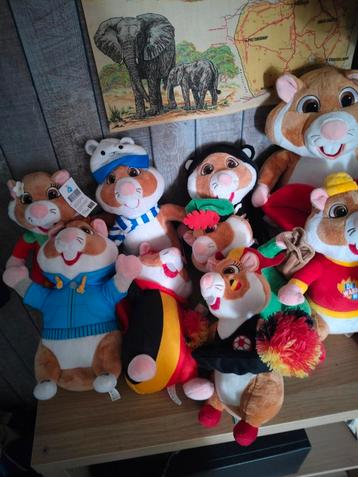 Ik heb nog 11 Albert Heijn knuffels  beschikbaar voor biedingen