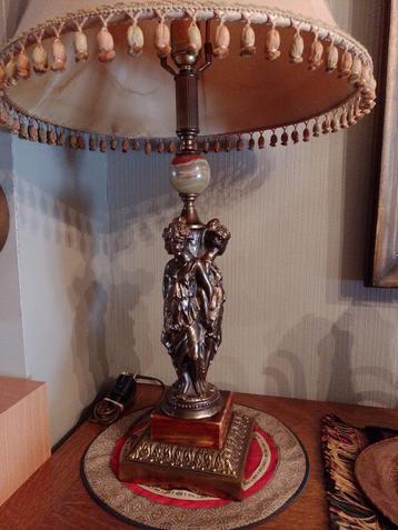 Vintage lamp (1970) beschikbaar voor biedingen